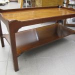 656 1542 COFFEE TABLE